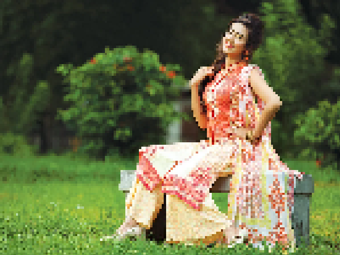 উত্তরায় মিলন মেলা এবং জাতীয় পোশাক সালোয়ার কামিজ উত্তরায় মিলন মেলা এবং জাতীয় পোশাক সালোয়ার কামিজ