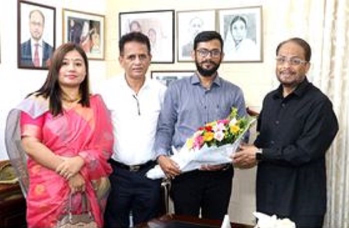 পাচার হওয়া টাকা ফিরিয়ে এনে ভোগের বিধান অনৈতিক: জি এম কাদের পাচার হওয়া টাকা ফিরিয়ে এনে ভোগের বিধান অনৈতিক: জি এম কাদের