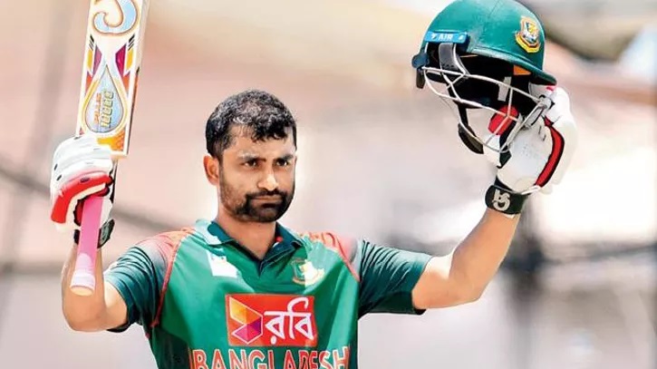 ৮ হাজার রানের উচ্চতায় তামিম ৮ হাজার রানের উচ্চতায় তামিম