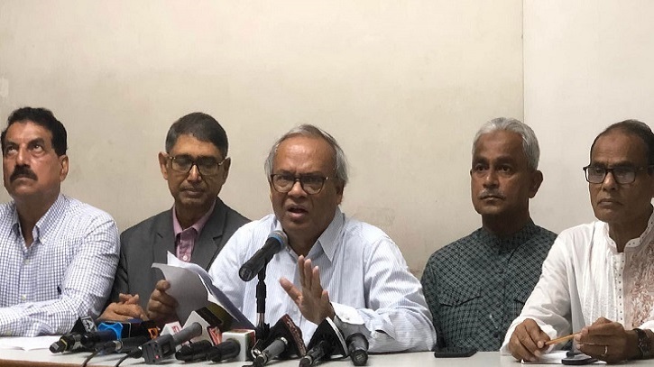 দেশকে সরকার দেউলিয়ার দ্বারপ্রান্তে নিয়ে গেছে : রিজভী দেশকে সরকার দেউলিয়ার দ্বারপ্রান্তে নিয়ে গেছে : রিজভী