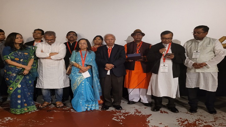 কানাডায় ‘ড. নুরন নবীঃ আজীবন মুক্তিযোদ্ধা’ চলচ্চিত্র প্রদর্শিত কানাডায় ‘ড. নুরন নবীঃ আজীবন মুক্তিযোদ্ধা’ চলচ্চিত্র প্রদর্শিত