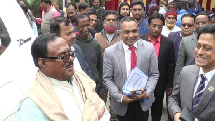 খাদ্য মজুদ করলে কঠোর ব্যবস্থা: খাদ্যমন্ত্রী খাদ্য মজুদ করলে কঠোর ব্যবস্থা: খাদ্যমন্ত্রী
