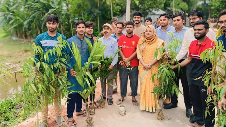 বৈষম্য বিরোধী ছাত্র আন্দোলনের উদ্যোগে বৃক্ষরোপণ কর্মসূচি বৈষম্য বিরোধী ছাত্র আন্দোলনের উদ্যোগে বৃক্ষরোপণ কর্মসূচি