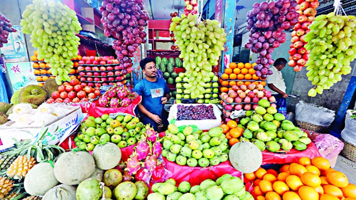 ফলের বাজারে জ্বালানির উত্তাপ