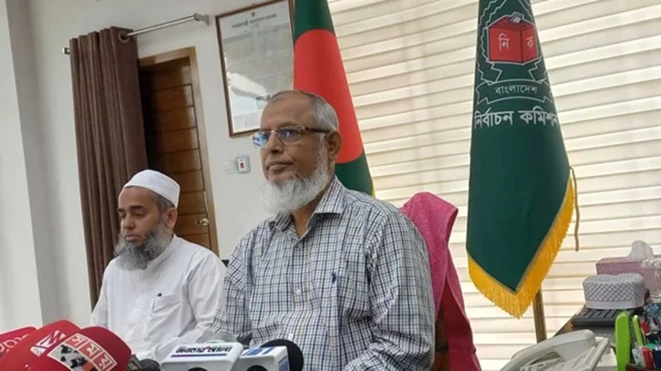 নির্বাচনী সীমানা নিয়ে আন্দোলন লাভহীন: ইসি নির্বাচনী সীমানা নিয়ে আন্দোলন লাভহীন: ইসি