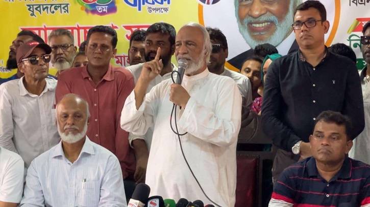 আওয়ামী লীগ সরকার গণতন্ত্রের কবর রচনা করেছিল: মঈন খান আওয়ামী লীগ সরকার গণতন্ত্রের কবর রচনা করেছিল: মঈন খান