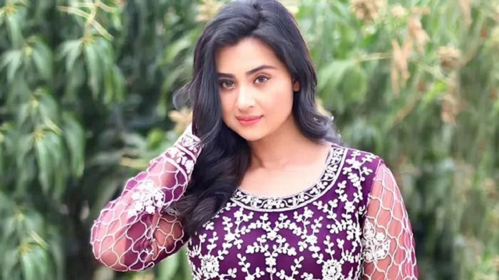 জরুরি সংবাদ সম্মেলনে আসছেন বুবলী জরুরি সংবাদ সম্মেলনে আসছেন বুবলী