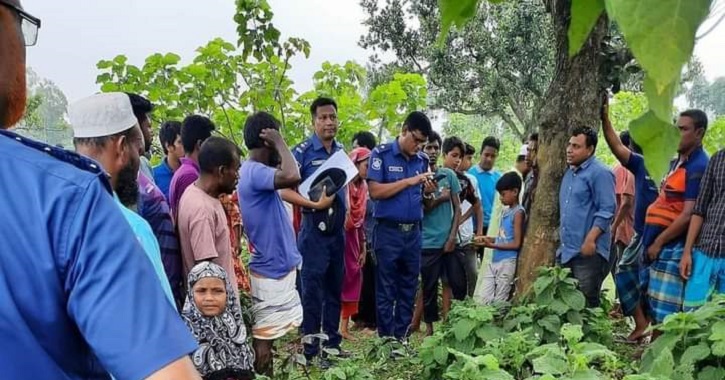 ঠাকুরগাঁওয়ে কবরস্থান থেকে ১৮ কঙ্কাল চুরি ঠাকুরগাঁওয়ে কবরস্থান থেকে ১৮ কঙ্কাল চুরি