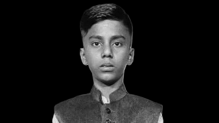 খাট সরাতে গিয়ে বিদ্যুৎস্পৃষ্টে স্কুলছাত্রের মৃত্যু খাট সরাতে গিয়ে বিদ্যুৎস্পৃষ্টে স্কুলছাত্রের মৃত্যু