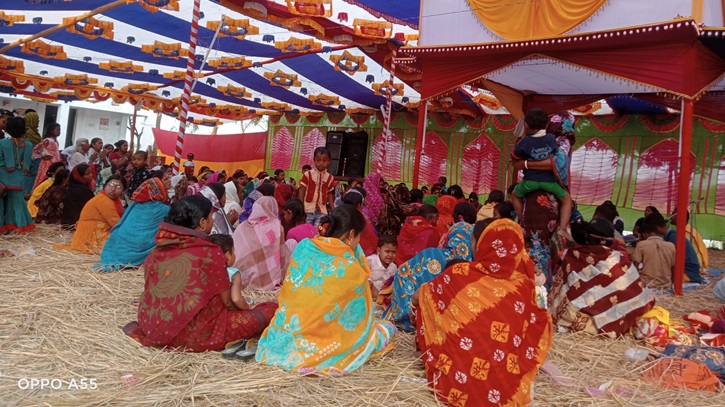 গোদাগাড়ীতে ১৬ প্রহর ব্যাপী মহানামযজ্ঞ ও লীলা কীর্তন গোদাগাড়ীতে ১৬ প্রহর ব্যাপী মহানামযজ্ঞ ও লীলা কীর্তন