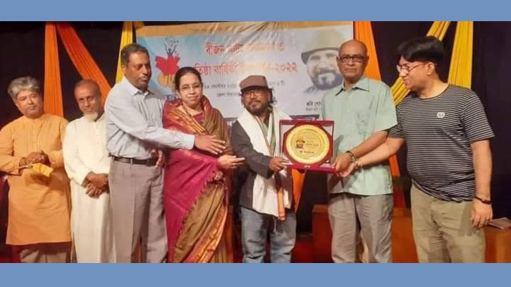 বীজন নাট্য সন্মাাননা পেলেন কবি গোলাম মাওলা জসিম বীজন নাট্য সন্মাাননা পেলেন কবি গোলাম মাওলা জসিম