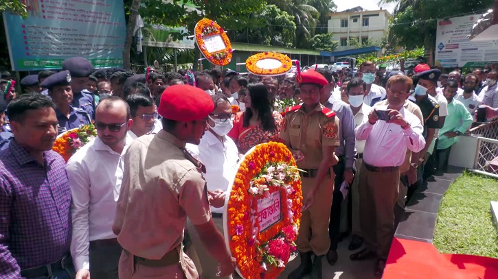 পিরোজপুরে শেখ কামালের ৭৩ তম জন্মবার্ষিকী পালন পিরোজপুরে শেখ কামালের ৭৩ তম জন্মবার্ষিকী পালন