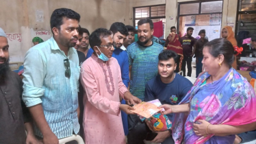 নোয়াখালীতে ৭৭ নবজাতকের মাঝে জামা বিতরণ