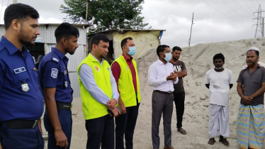 সাভারে ১১টি অবৈধ বালু বিক্রেতার বিরুদ্ধে পরিবেশ অধিদপ্তরের অভিযান