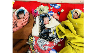 নরমাল ডেলিভারেতে একসঙ্গে তিন সন্তানের জন্ম দিলেন গৃহবধূ