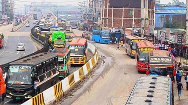 মহাসড়কে গাড়ির চাপ, চলছে ধীরগতিতে
