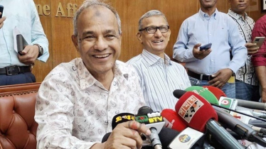 পুলিশের হাতে আর মারণাস্ত্র থাকবে না: স্বরাষ্ট্র উপদেষ্টা