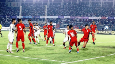 সিঙ্গাপুরের বিপক্ষে ২-১ গোলে বাংলাদেশের হার