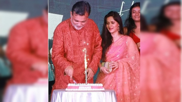 সৃজিতকে জন্মদিনে যে উপহারে দিয়েছেন মিথিলা