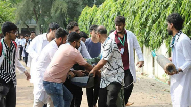 উত্তরায় বিমান বিধ্বস্ত: ৮ মরদেহ পরিবারের কাছে হস্তান্তর
