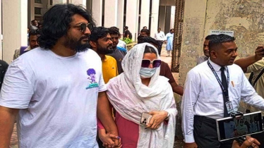 আদালতে পরীমনি