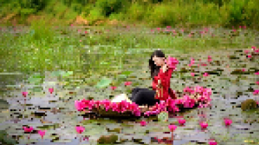 কুমারী জলে বাল্যসুখে