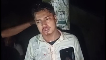 ভারসাম্যহীন তরুণকে বিদ্যুতের খুঁটিতে বেঁধে মারধর