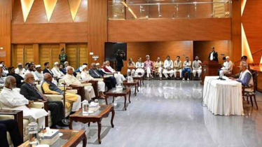 রাজনৈতিক দলগুলোর সঙ্গে প্রধান উপদেষ্টার বৈঠক আজ