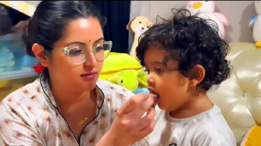 ছেলেকে নিয়ে কি বার্তা দিলেন পরীমণি