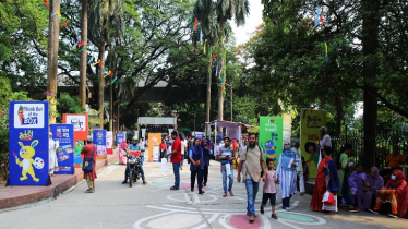 শিশু একাডেমিতে চলছে টগুমগুর মা দিবস মেলা
