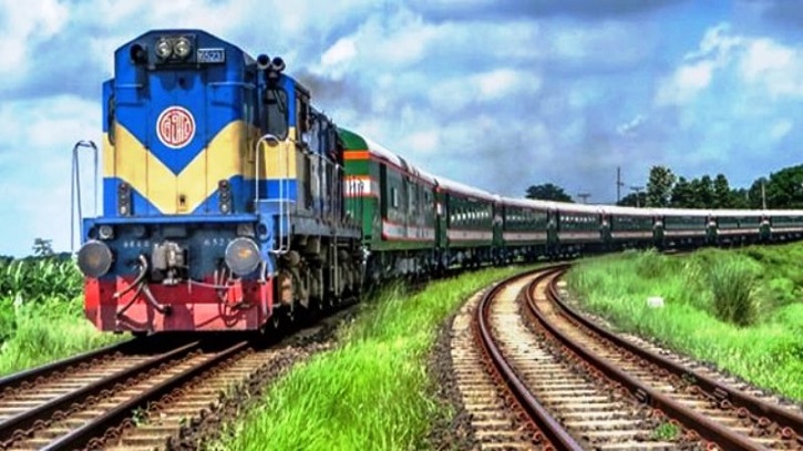 লাইনচ্যুত পাহাড়িকা এক্সপ্রেস, চট্টগ্রাম রুটে ট্রেন চলাচল বন্ধ লাইনচ্যুত পাহাড়িকা এক্সপ্রেস, চট্টগ্রাম রুটে ট্রেন চলাচল বন্ধ