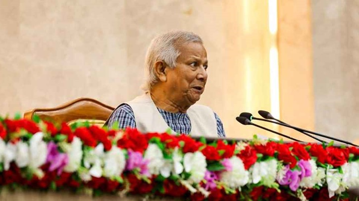 যতই চ্যালেঞ্জিং হোক, সুস্থ সবল প্রজন্ম গড়ে তুলতেই হবে: প্রধান উপদেষ্টা