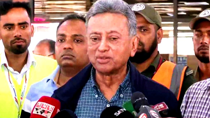 লন্ডন থেকে দেশে ফিরে যে বার্তা দিলেন আমীর খসরু লন্ডন থেকে দেশে ফিরে যে বার্তা দিলেন আমীর খসরু