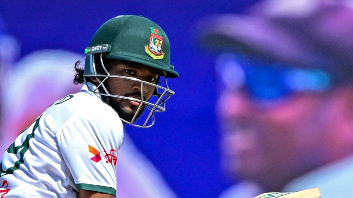 অবশেষে থামলেন শান্ত, হলো না রেকর্ড অবশেষে থামলেন শান্ত, হলো না রেকর্ড