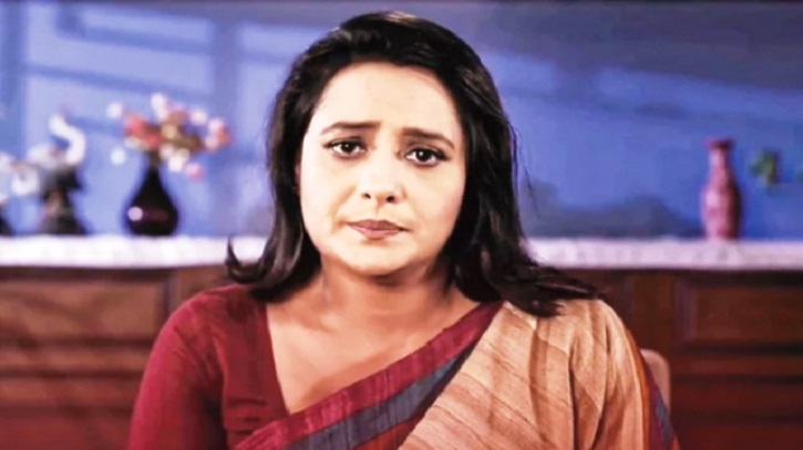 স্বামীকে খুঁজে পেতে অপি করিমের আকুতি! স্বামীকে খুঁজে পেতে অপি করিমের আকুতি!