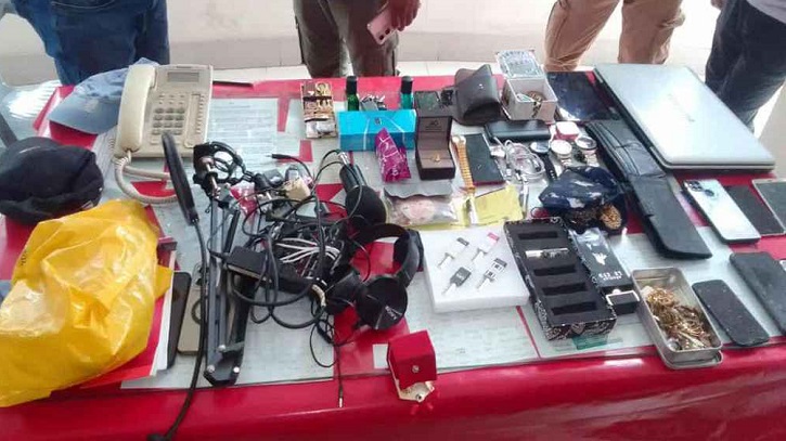 মিরপুরে আইনশৃঙ্খলা বাহিনী পরিচয়ে ডাকাতি, গ্রেপ্তার ৪