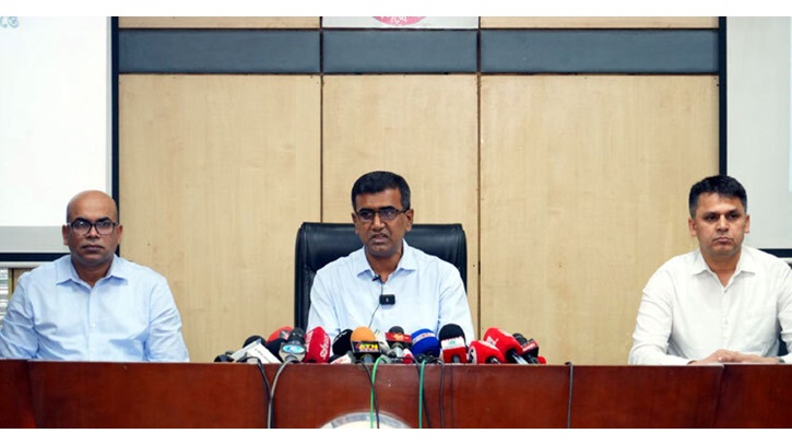 ডাটাবেজ বিশ্লেষণ করে ছিনতাইচক্র শনাক্ত, অভিযান অব্যাহত ডাটাবেজ বিশ্লেষণ করে ছিনতাইচক্র শনাক্ত, অভিযান অব্যাহত