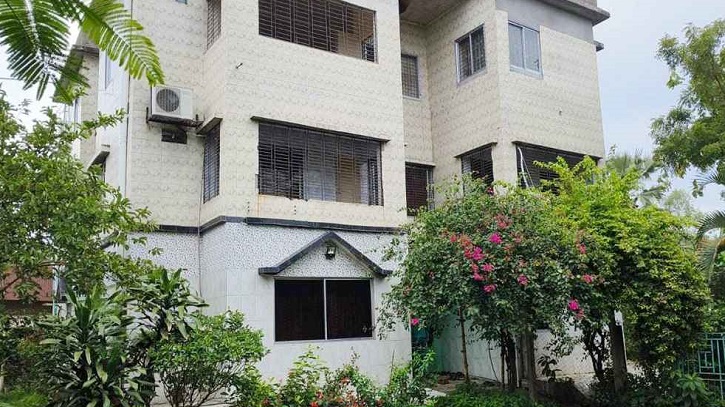 অতিরিক্ত ডিআইজির বাসায় ডাকাতি অতিরিক্ত ডিআইজির বাসায় ডাকাতি