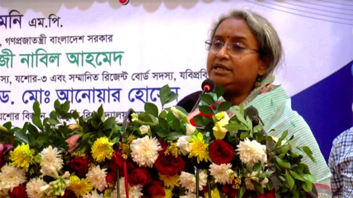 ‘শিক্ষাপ্রতিষ্ঠানে তৃতীয় শ্রেণি থেকে কোডিং শেখানো হবে’ ‘শিক্ষাপ্রতিষ্ঠানে তৃতীয় শ্রেণি থেকে কোডিং শেখানো হবে’
