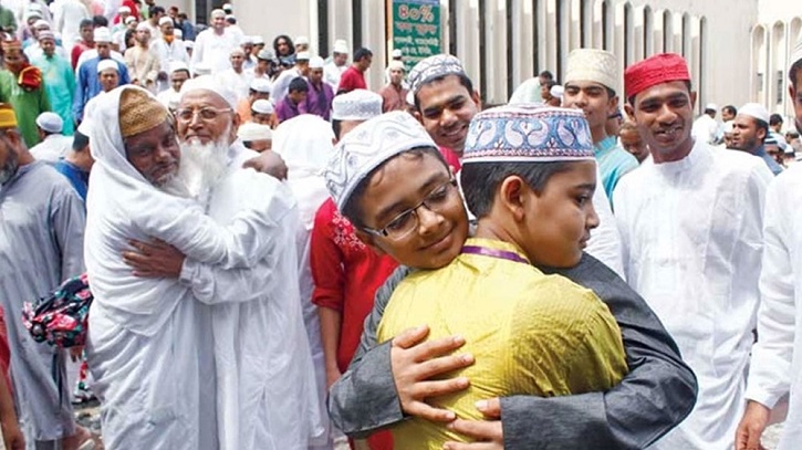 আজ দেশে উদযাপিত হচ্ছে পবিত্র ঈদুল আজহা আজ দেশে উদযাপিত হচ্ছে পবিত্র ঈদুল আজহা