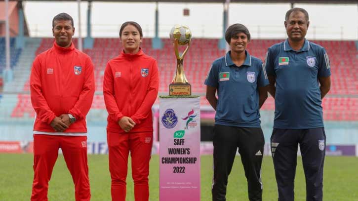Bangladesh women clinch maiden silverware