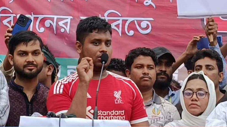 বিচার এবং সংস্কার ছাড়া এদেশে কোনো নির্বাচন নয়: হাসনাত বিচার এবং সংস্কার ছাড়া এদেশে কোনো নির্বাচন নয়: হাসনাত