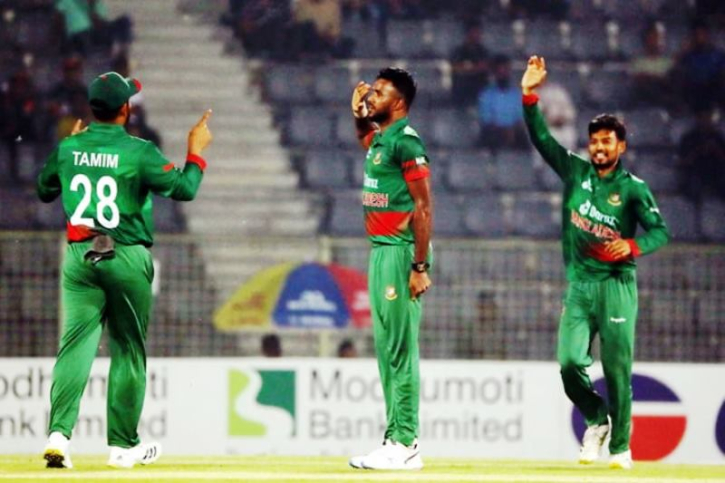 টাইগারদের ঐতিহাসিক জয় টাইগারদের ঐতিহাসিক জয়
