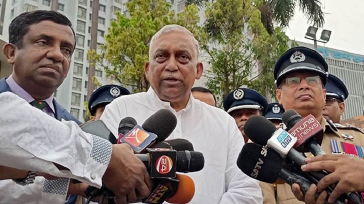 বঙ্গবন্ধুর খুনিদের ফিরিয়ে আনার চেষ্টা চলছে: স্বরাষ্ট্রমন্ত্রী বঙ্গবন্ধুর খুনিদের ফিরিয়ে আনার চেষ্টা চলছে: স্বরাষ্ট্রমন্ত্রী
