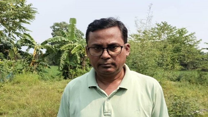 ভারতে পালানোর সময় আটক সাবেক যুগ্ম সচিব ভারতে পালানোর সময় আটক সাবেক যুগ্ম সচিব