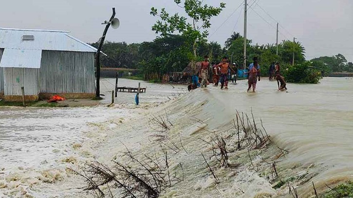 ১৬ জেলায় জলোচ্ছ্বাসের শঙ্কা, সতর্ক সংকেত ১৬ জেলায় জলোচ্ছ্বাসের শঙ্কা, সতর্ক সংকেত