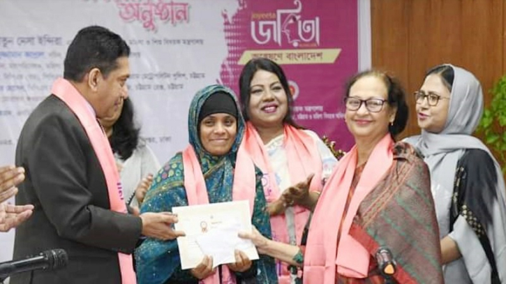 ‘নারী ও শিশুর প্রতি সহিংসতা রোধে সচেতনতা বৃদ্ধি করতে হবে’