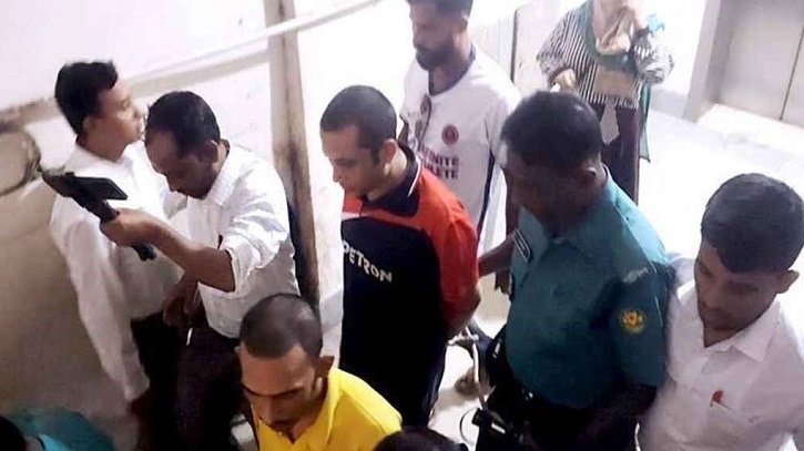 মালয়েশিয়া থেকে ফেরত সেই চার যুবক রিমান্ডে মালয়েশিয়া থেকে ফেরত সেই চার যুবক রিমান্ডে