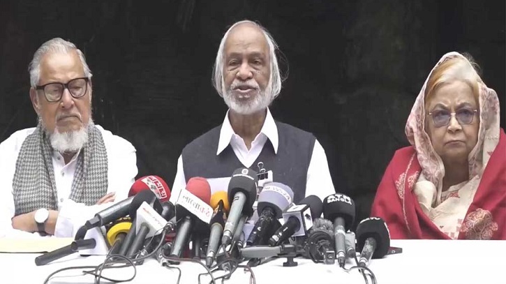 দল-প্রার্থীর সঙ্গে ডামি ভোটারও তৈরি করছে : বিএনপি দল-প্রার্থীর সঙ্গে ডামি ভোটারও তৈরি করছে : বিএনপি