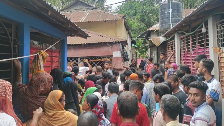 ময়মনসিংহে ২ শিশুসহ মাকে হ*ত্যা ময়মনসিংহে ২ শিশুসহ মাকে হ*ত্যা